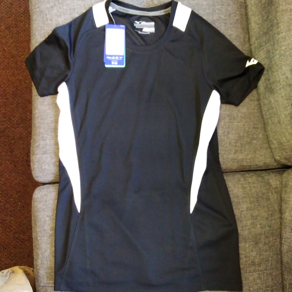Woman's mizuno softball jersey
